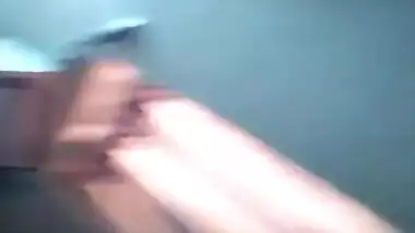 Before XXX chudai Indian buddy tries to film his naked girlfriend