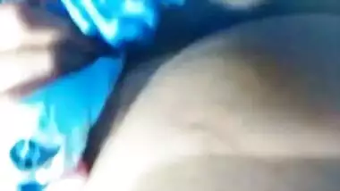 Sexy village wife porn MMS video clip