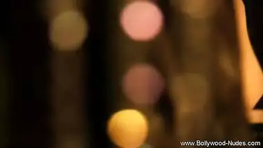 Beautiful Nude Chick From Bollywood
