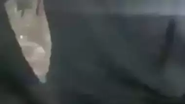 Pakistani sex lady boobs show to shopkeeper MMS