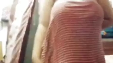 Desi Girl Showing Nude