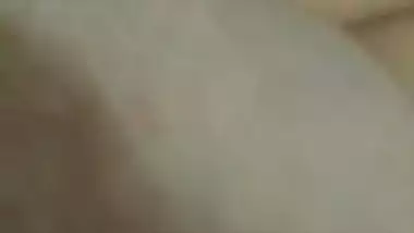 Sexy Desi housewife gets her hairy XXX pussy fucked hard MMS