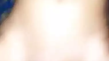 MMS video of cameraman fucking Desi girlfriend's shaved XXX hole