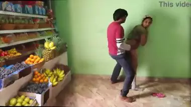 Viral Indian Fruit seller Fucking MMS