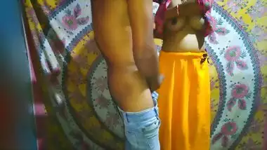 Indian Desi Bhabhi And Desi Bhabhi In Beautiful Gives Devar Fuck