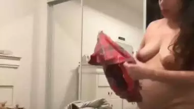 Bengaluru mature MILF nude pics and viral videos