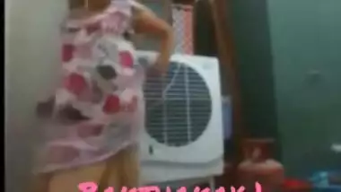 My aunty Dress Change Capture