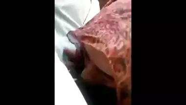 Arab hijab suck in car