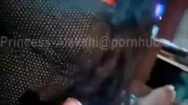 Indian aunty sucking cock-1