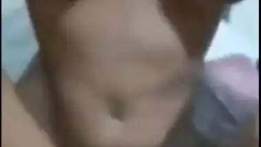 Desi Girl Giving Handjob To Lover’s Big Dick