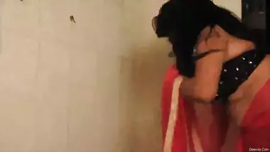 Booby aunty huge cleavage show song making